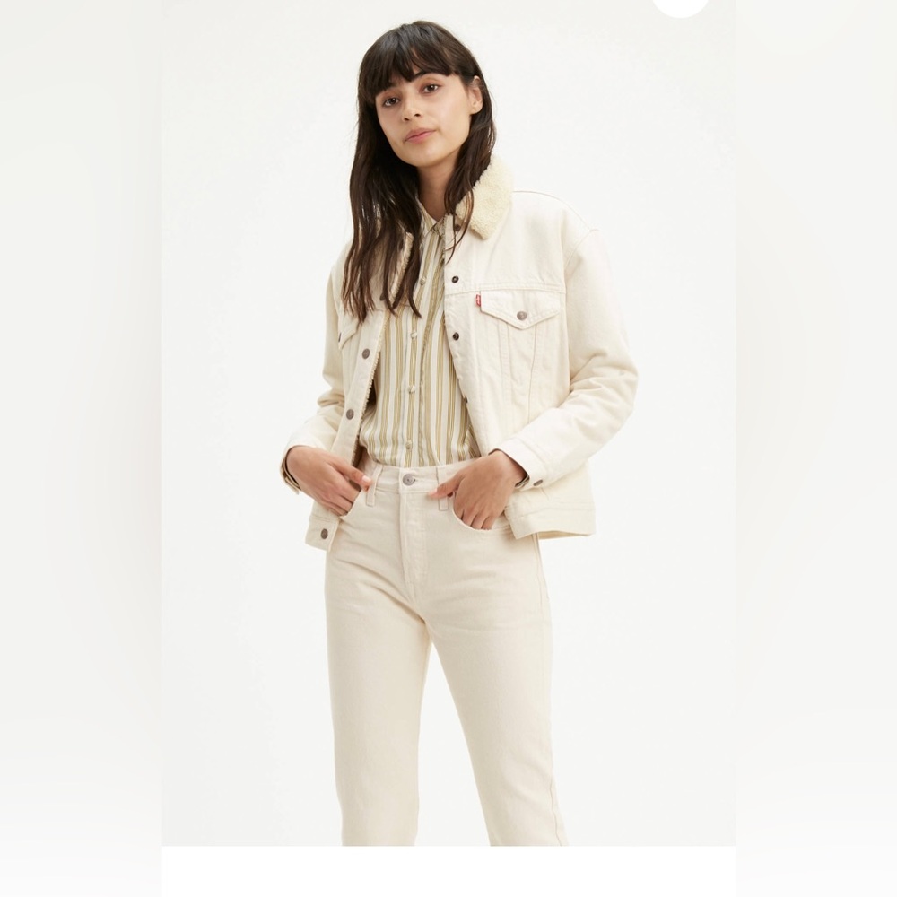 Levi’s Sherpa Ex-boyfriend trucker jacket